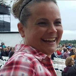 Meet your Posher, Michele